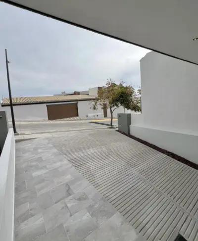 Casa en venta en León - foto 2