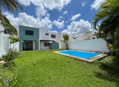Venta de casa en privada guayacan Conkal merida Yucatan