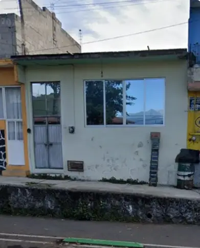Casa en venta con excelente ubicación en obrero campesina