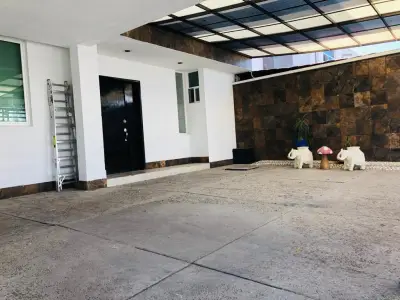 Casa en renta en Corregidora - foto 2