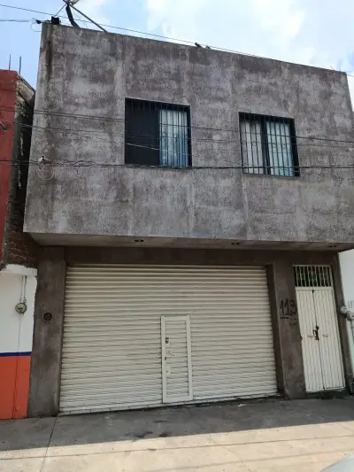 Local comercial en venta en Uriangato - foto 2