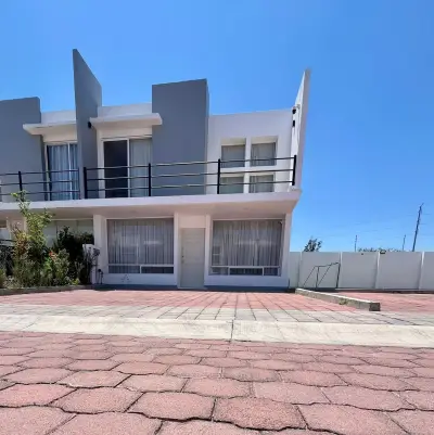 Casa en fraccionamiento privado, Corregidora