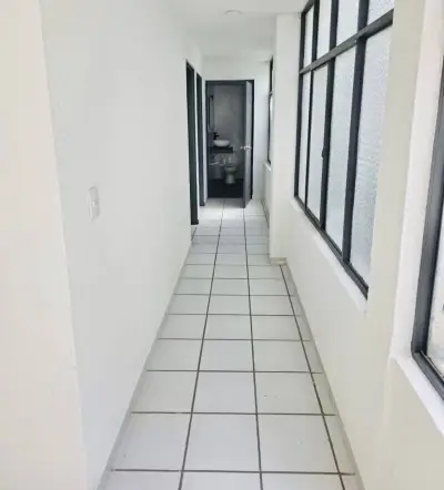 Departamento remodelado en renta en jardines del moral | cer