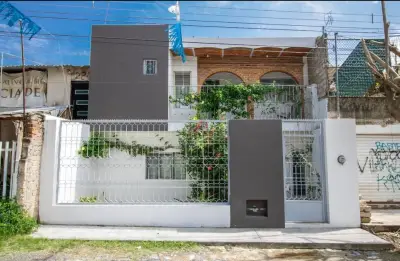 Casa en venta en Zapopan - foto 2