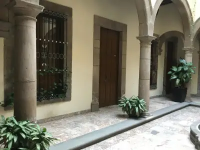 ¡¡¡se renta oficina remodelada en el Centro histórico!!!