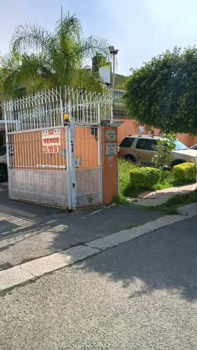 Casa en venta en Tlajomulco de Zúñiga - foto 2