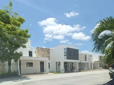 Venta de de casa en privada botanico Conkal merida Yucatan