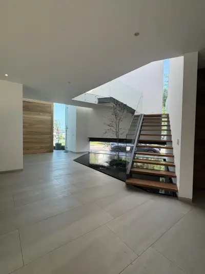Casa en venta en Zapopan - foto 2