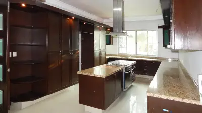 Casa en venta en Zapopan - foto 2