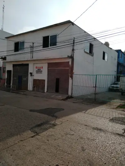 Local comercial en venta en Centro - foto 2