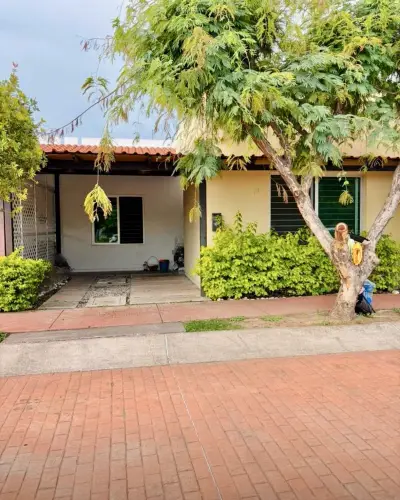 Hermosa casa en renta en pedregal del gigante | frente a áre