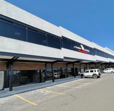 Local comercial nuevo en renta en plaza cima | col. Paseos d