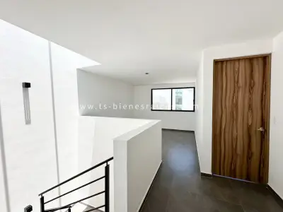 Casa en venta en El Marqués - foto 5