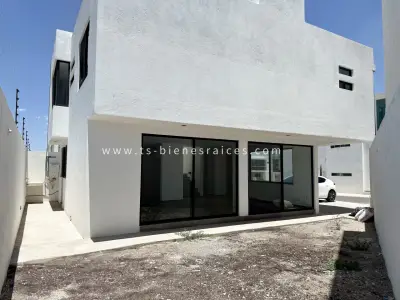 Casa en venta en El Marqués - foto 4