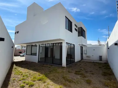 Casa en venta en El Marqués - foto 3