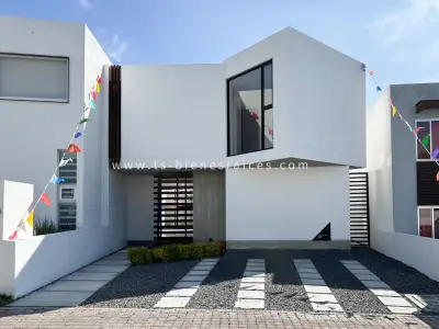 El refugio casa nueva en venta