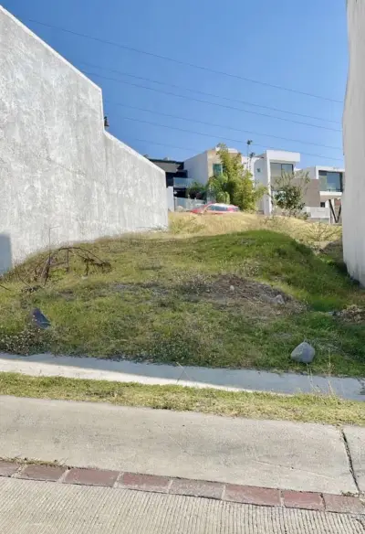 Exclusivo terreno en venta en fraccionamiento lomas punta de