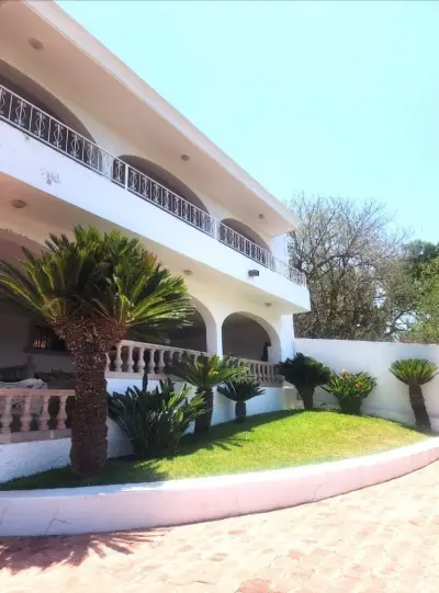 Casa en venta en Villa Corona - foto 2