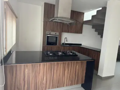 Casa en renta en Zapopan - foto 3