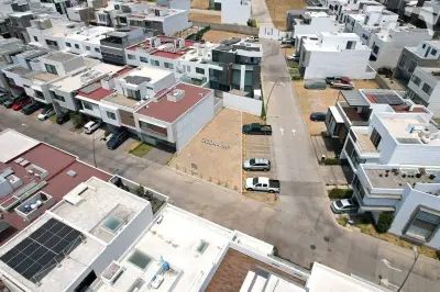 Terreno en venta en Zapopan - foto 2