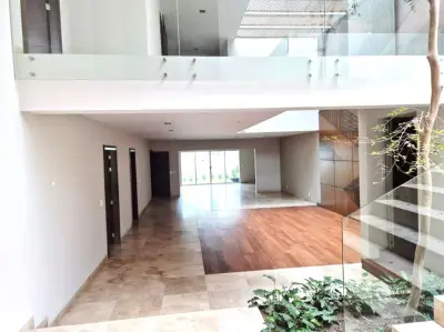 Casa en venta en Zapopan - foto 2