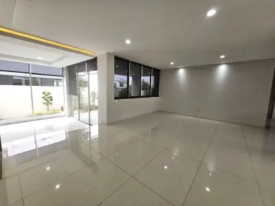 Casa en renta en Zapopan - foto 2
