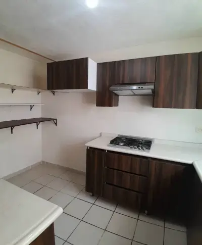 Casa en venta en Tlajomulco de Zúñiga - foto 3