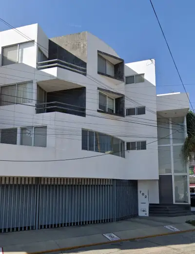 Se renta bonito dpto. Amueblado 3er nivel al lado del gaucho