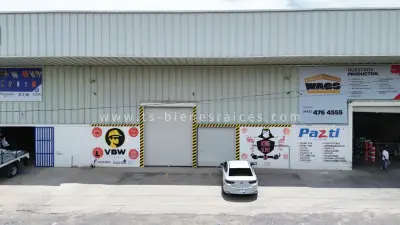 Renta bodega/local comercial en cumbres de conin