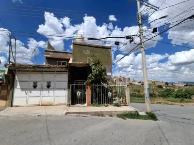 Se vende casa en col. Tierra y libertad