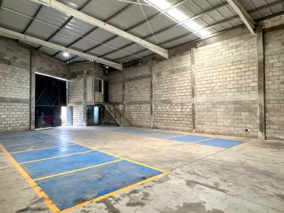 Bodega en renta en Corregidora - foto 5