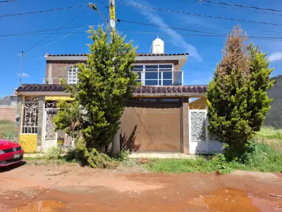 Se vende casa en camino real Guadalupe, Zacatecas.