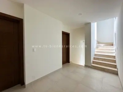 Casa en venta en El Marqués - foto 3