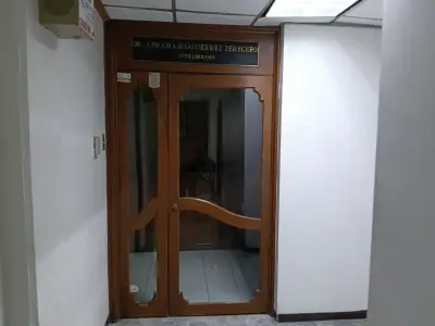 Consultorio en venta en Guadalajara - foto 5