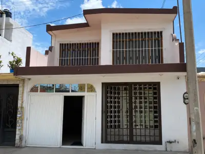 Casa en venta en INFONAVIT 3– Salamanca, Guanajuato