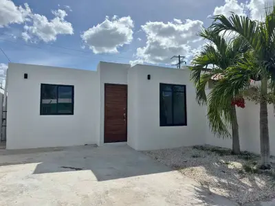 Garage para 1 vehículo, pasillo de servicio, sala comedor co