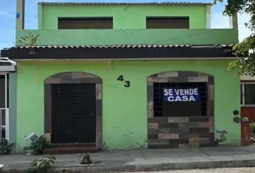 Remato casa para remodelar en villa de álvarez, Colima.
