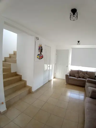 Casa en renta en Jesús María - foto 2