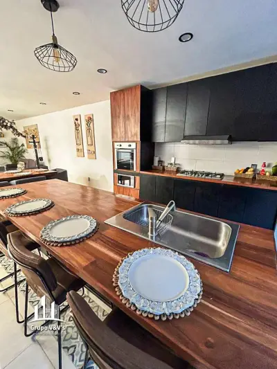 Casa en venta en Guadalajara - foto 2