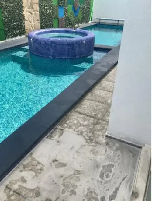 En sitio del sol casa con alberca y jacuzzi en venta