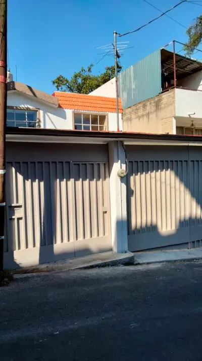 Casa totalmente remodelada en venta