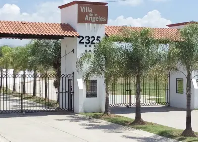 Casa de 1 planta en venta en fracc. Villa de los ángeles |
