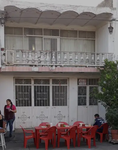Terreno comercial de uso mixto listo para construir el proye