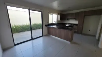 Casa en renta en García - foto 4