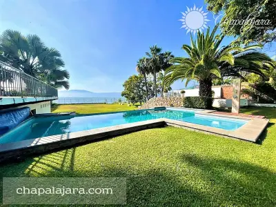 Ajijic lakefront