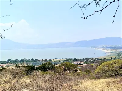 Terreno en venta en Jocotepec - foto 2