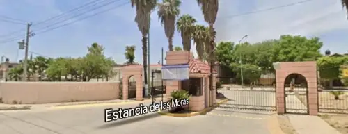 Hermosa casa en venta en estancia las moras | por blvd. Hida