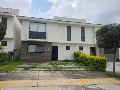Vive con la tranquilidad, comodidad y seguridad que tu famil