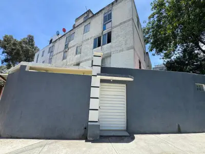 Departamento construido en 2 niveles