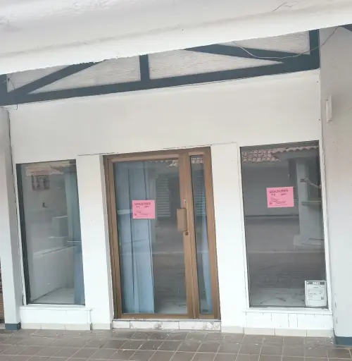 Local comercial en renta en Guadalajara - foto 4